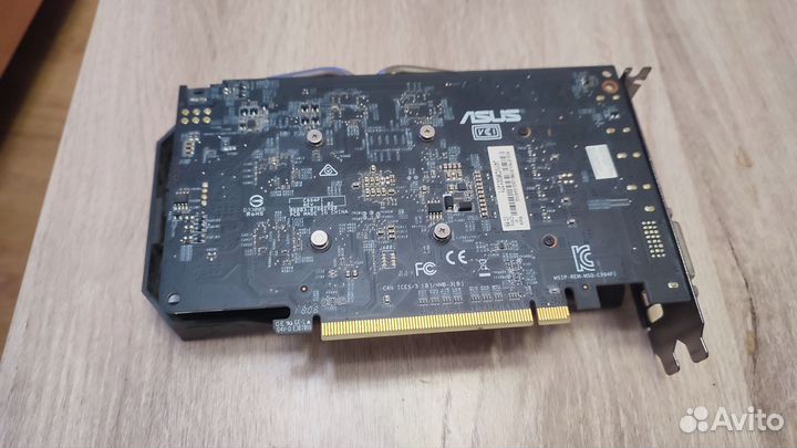 Видеокарта Radeon RX 560 4GB