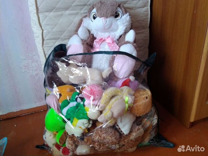 Мягкие игрушки много пакетом плюс красивый заяц