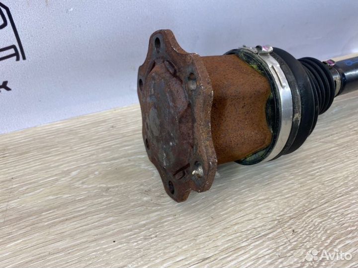 Привод передний передний Audi A6 C7 3.0 CGW 2011