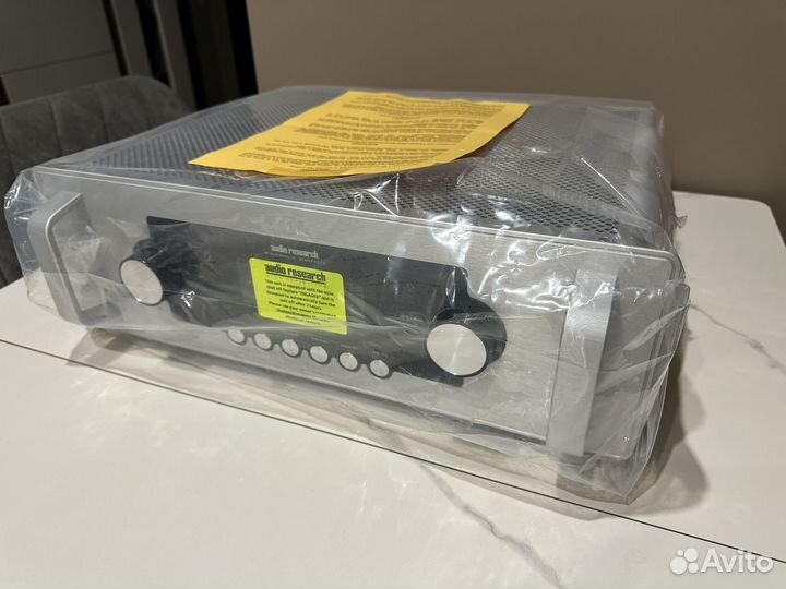 Предварительный усилитель Audio Research LS 28