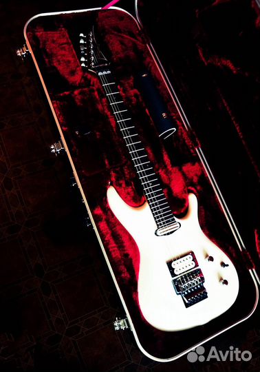 Гитара Ibanez JS2400