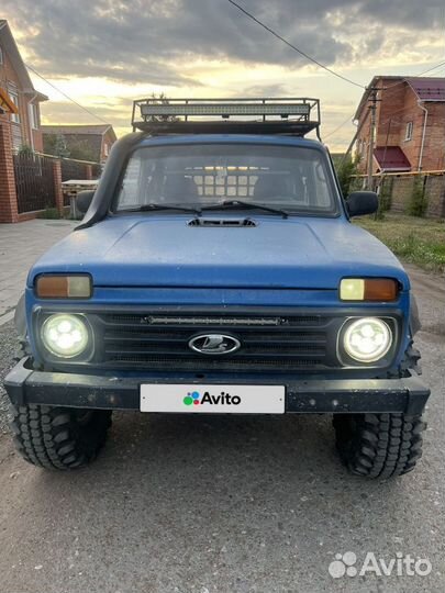 LADA 4x4 (Нива) 1.8 МТ, 2000, 100 000 км