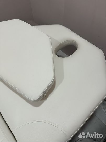 Массажный стол