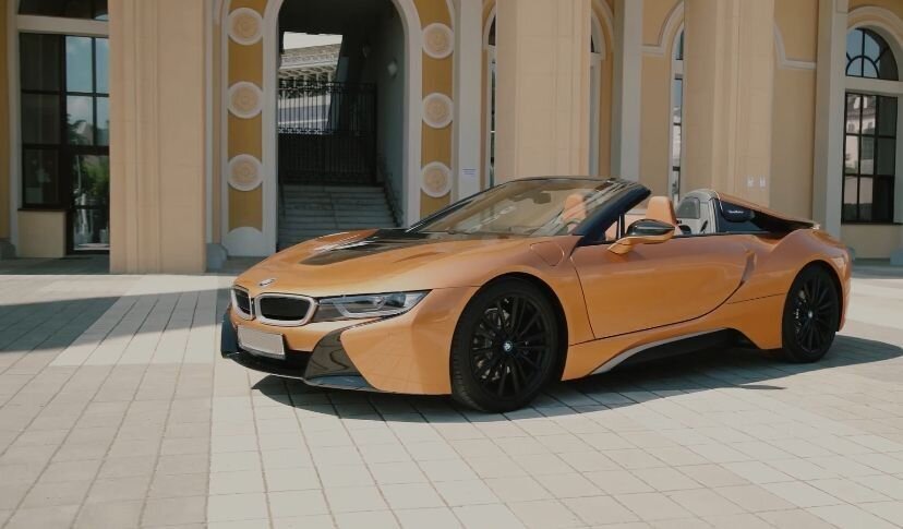 BMW i8