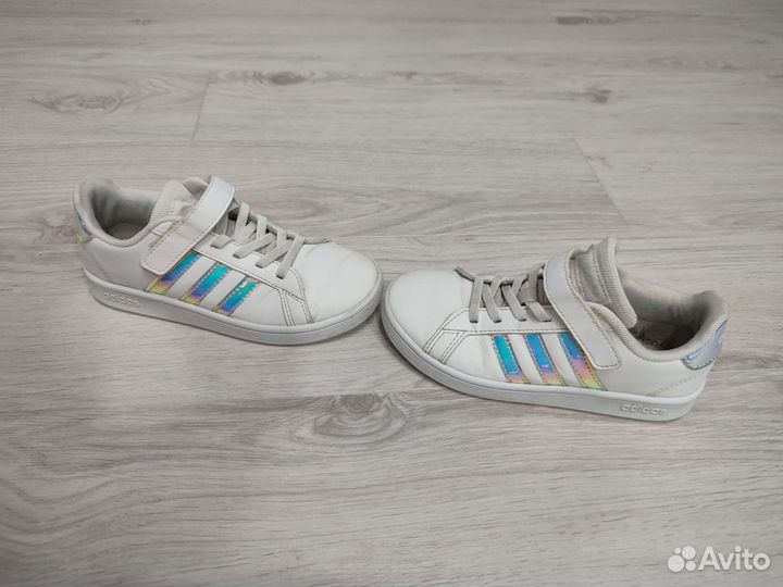 Кроссовки adidas р. 31,5