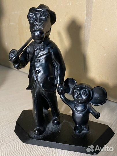 Скульптура гена с чебурашкой литье СССР