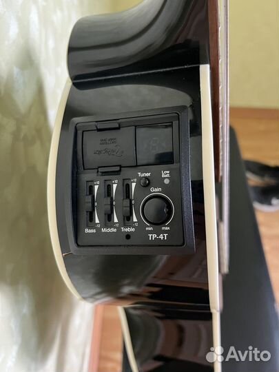 Классическая гитара с подключением