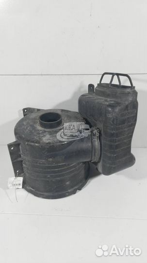 Корпус фильтра воздушного 4M50 fuso canter