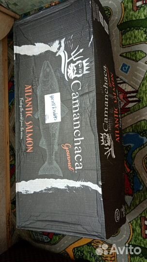 Коробка детских вещей