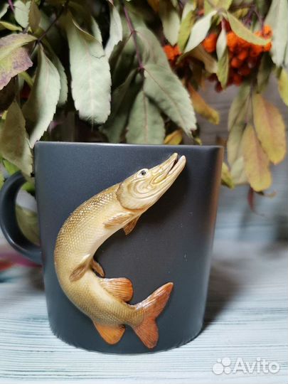 Кружка с декором из полимерной глины