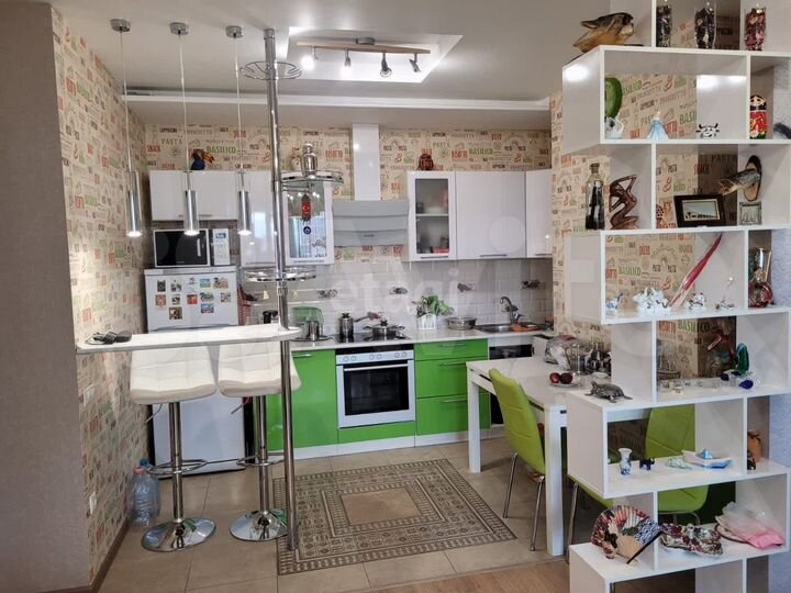 2-к. квартира, 70 м², 13/25 эт.