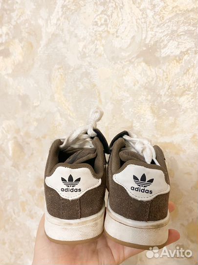 Кроссовки детские