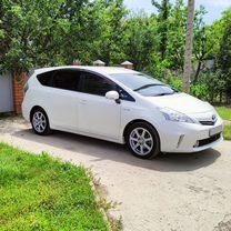 Toyota Prius Alpha 1.8 CVT, 2013, 118 000 км, с пробегом, цена 1 620 000 руб.