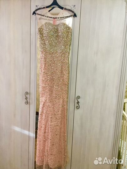 Вечернее платье Jovani