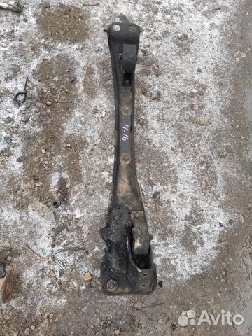 Балка подвески передняя Nissan Almera N16