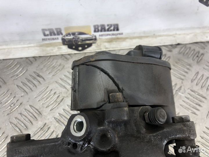 Суппорт задний правый R