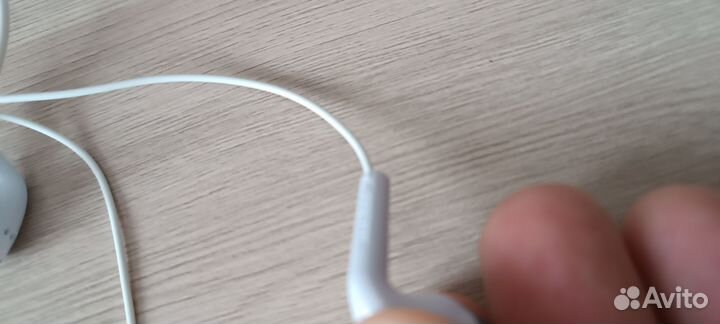 Проводные наушники samsung