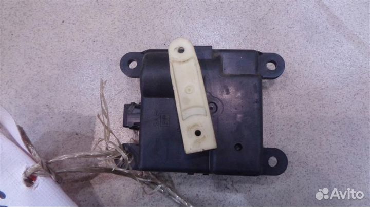 Моторчик заслонки отопителя Nissan Fuga 2004-2009