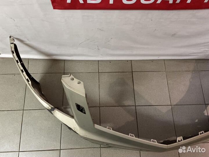 Cadillac SRX 2 2009-2016 бампер передний