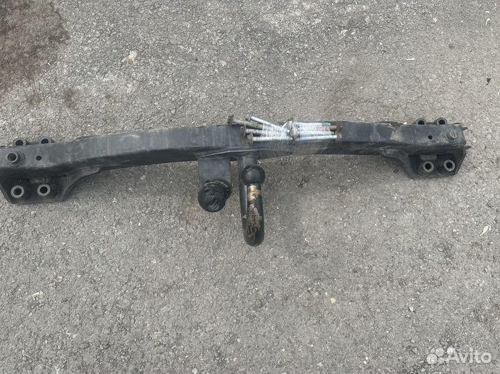 Vw Touareg GP фаркоп оригинальный крепкий