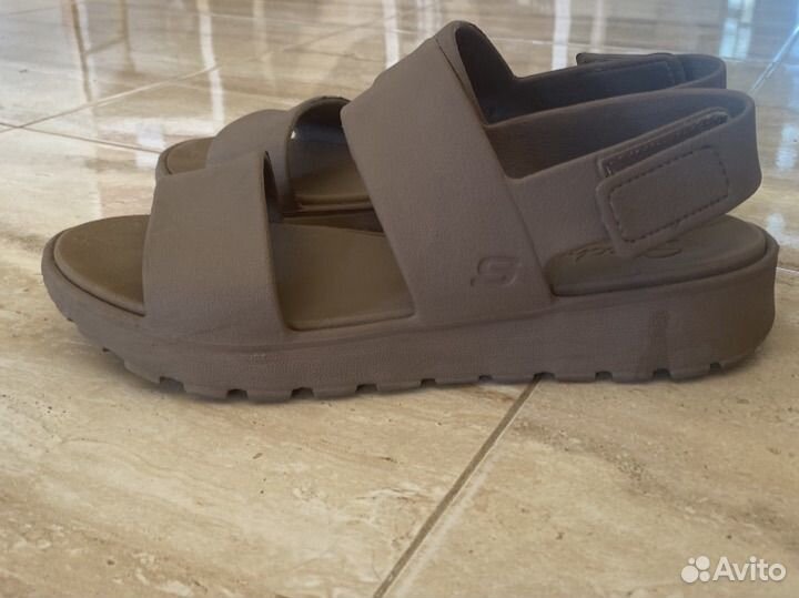 Сандалии женские skechers 40