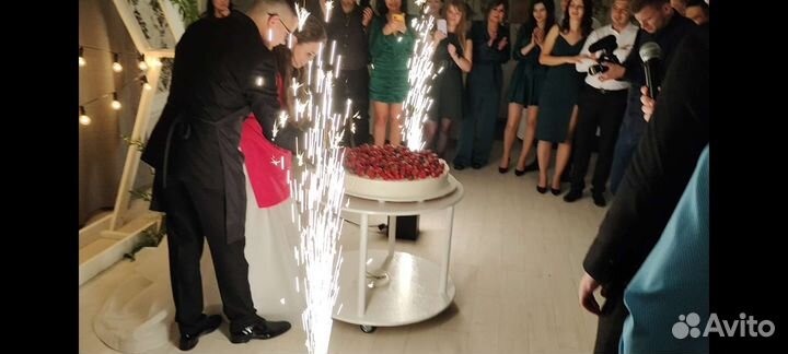 Тяжелый дым и холодные искры - фонтаны на праздник