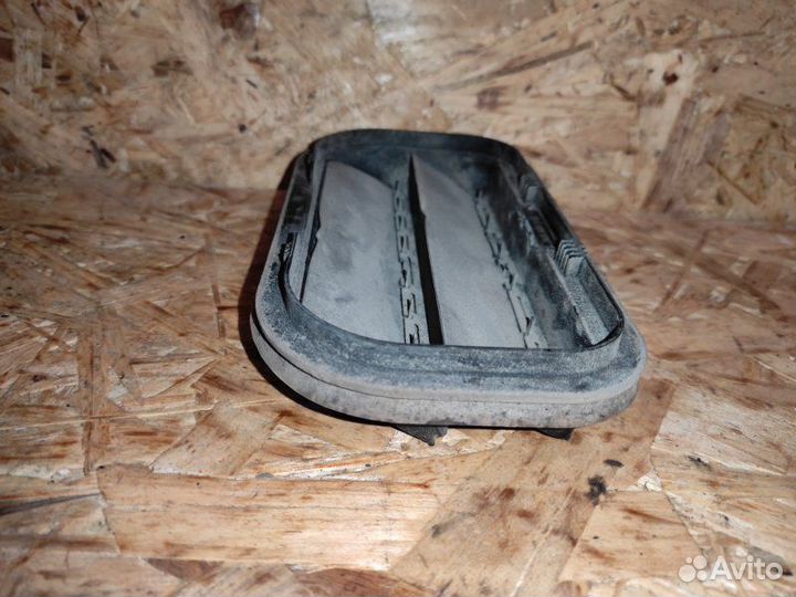 Клапан Volkswagen Caddy 2KA 1.9 BLS 2007