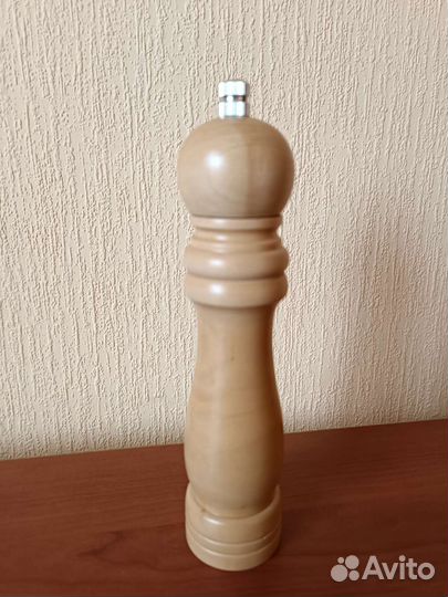 Мельница для специй, перцемолка