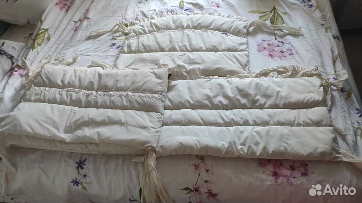 Бортики в кроватку