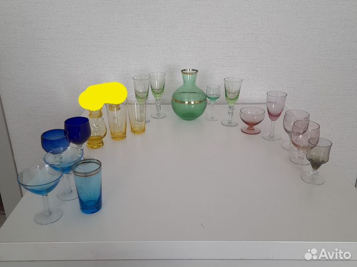Цветное стекло СССР 18 шт. штоф рюмки стопки