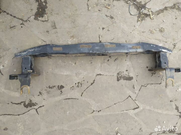 Усилитель переднего бампера Porsche Cayenne 4.5л V