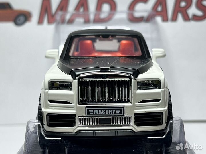 Rolls-Royce Cullinan Mansory 1:32