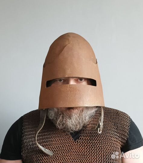 Рыцарский шлем