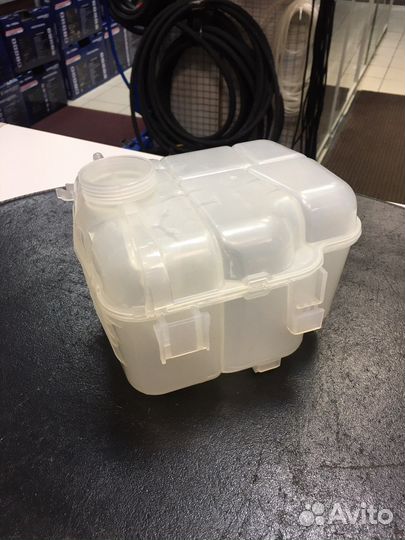 Бачок расширительный Шевролет Круз/Опель Астра