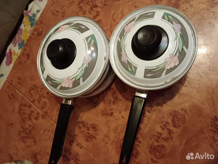 Кастрюли эмалированные