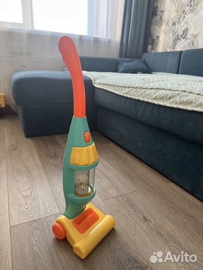 Пылесос детский вертикальный