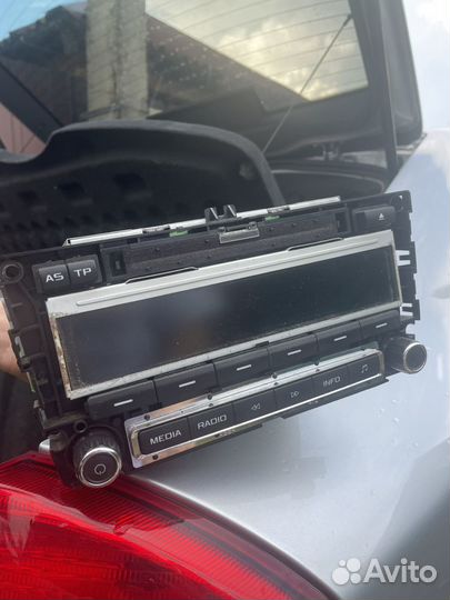 Штатная магнитола на skoda octavia a5