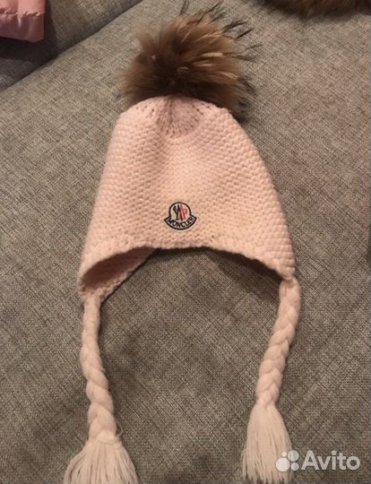 Шапка для девочки moncler