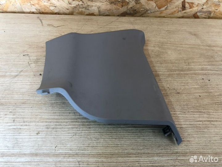 Накладка в салоне задняя левая Ssangyong Actyon