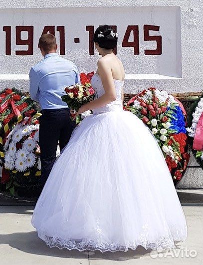 Свадебное платье