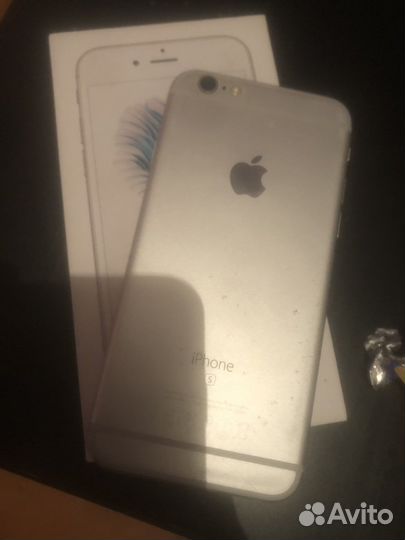 Телефон iPhone 6s