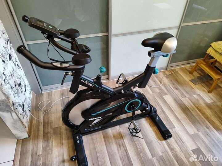Велотренажер спин байк EVO fitness Racer