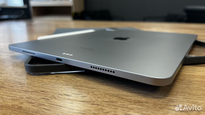 iPad pro 12.9 m2 256 2022 новый