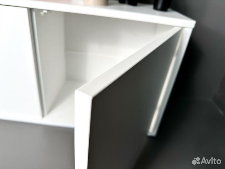 Тумбочка для плазмы