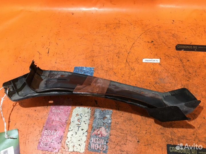 Подкрылок Nissan Bluebird sylphy QG10 задний