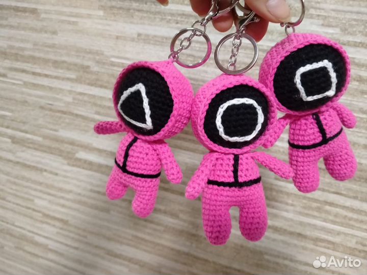 Игрушка, брелок «игра в кальмара»