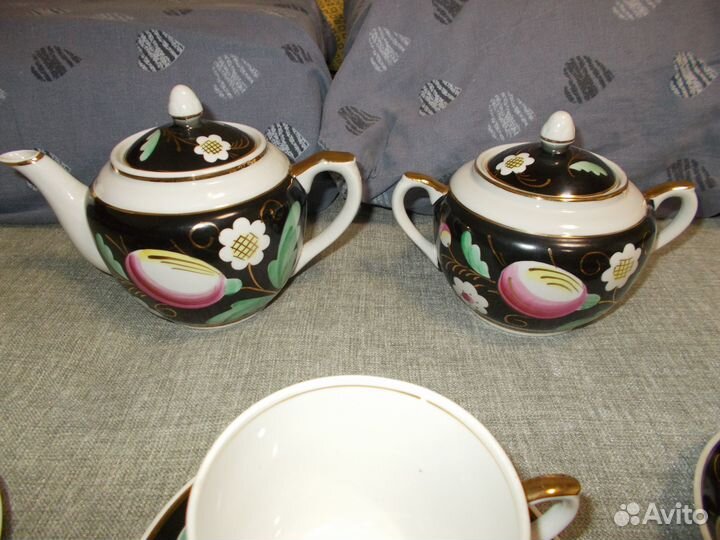 Чайный сервиз Слива на черном Вербилки