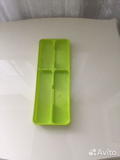 Лоток для столовых приборов