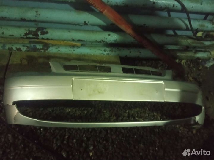 Бампер передний priora 1