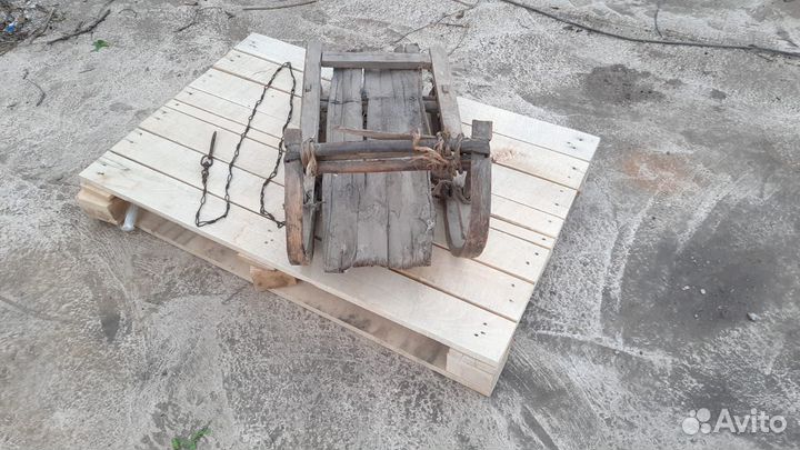 Санки старинные